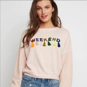 “WEEKEND” tassel lightweight sweatshirt